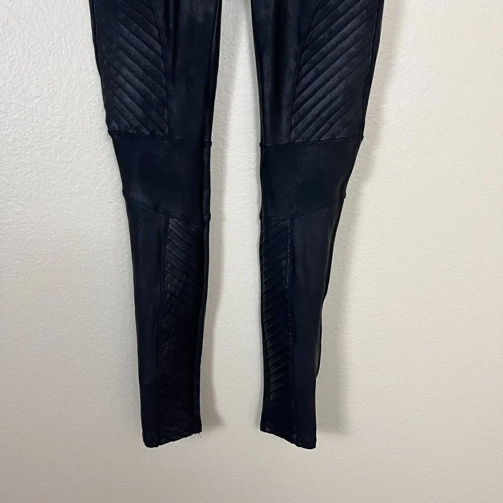 Spanx Women's Size M Black Faux Leather Moto Seamless Leggings Biker Modern